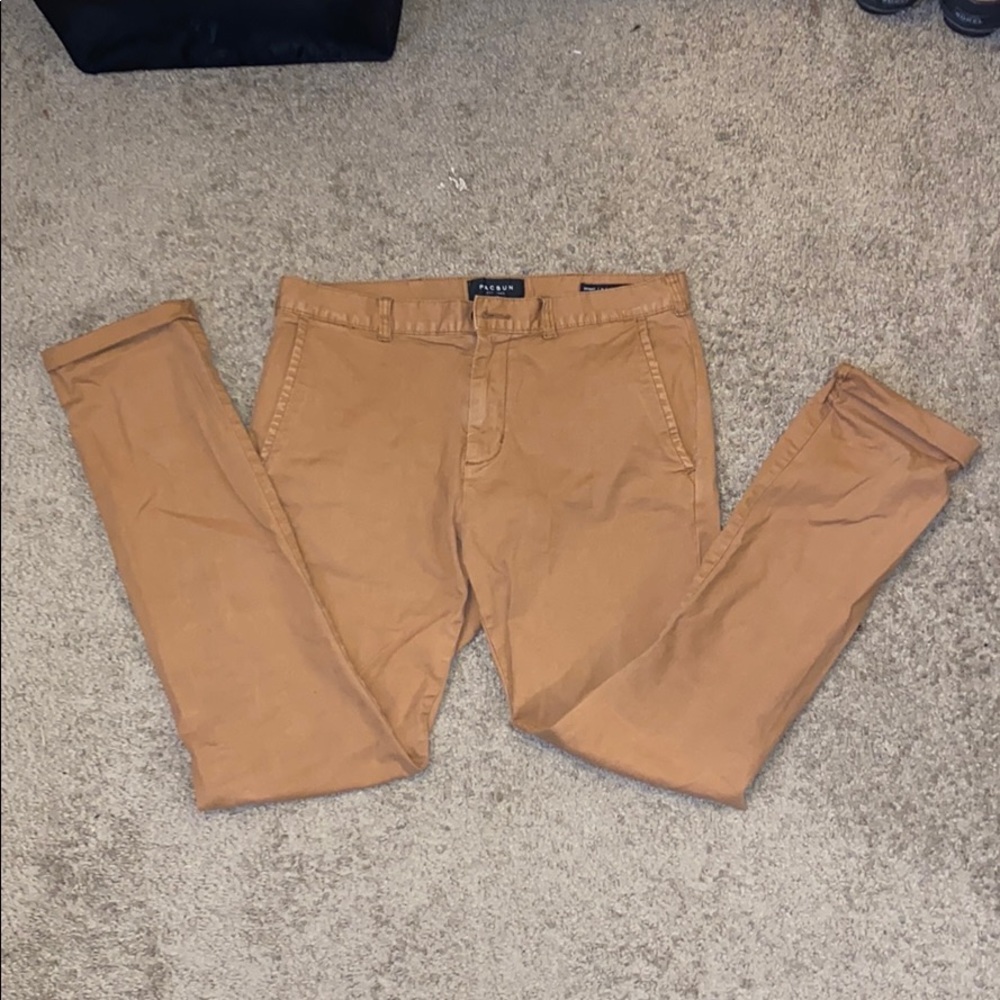 Skinny style Khaki’s from Pacsun size 32x34